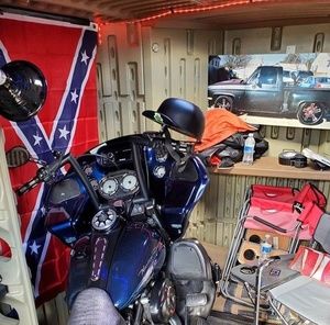 Meet your Posher, Wesley